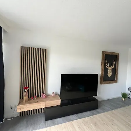 Kennys Bergblick Pool Sauna Tennis *