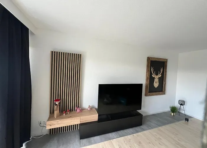 Kennys Bergblick Pool Sauna Tennis *