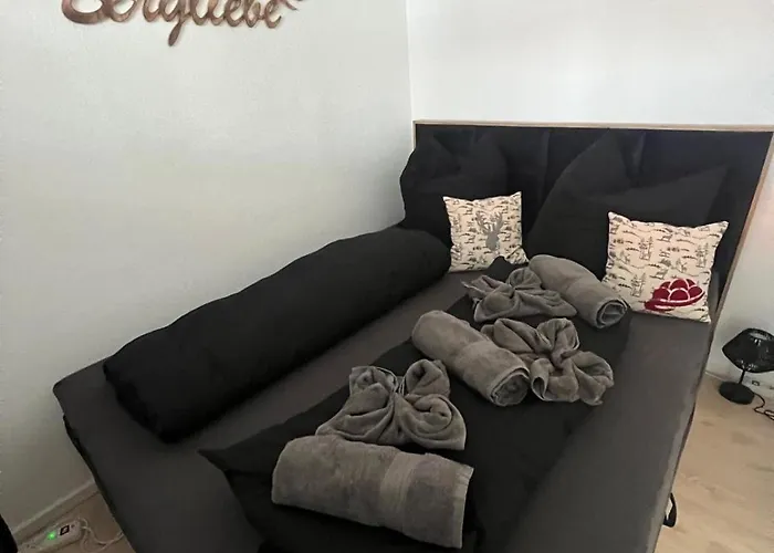 Kennys Bergblick Pool Sauna Tennis 아파트