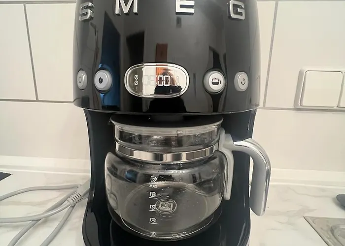 아파트 Kennys Bergblick Pool Sauna Tennis