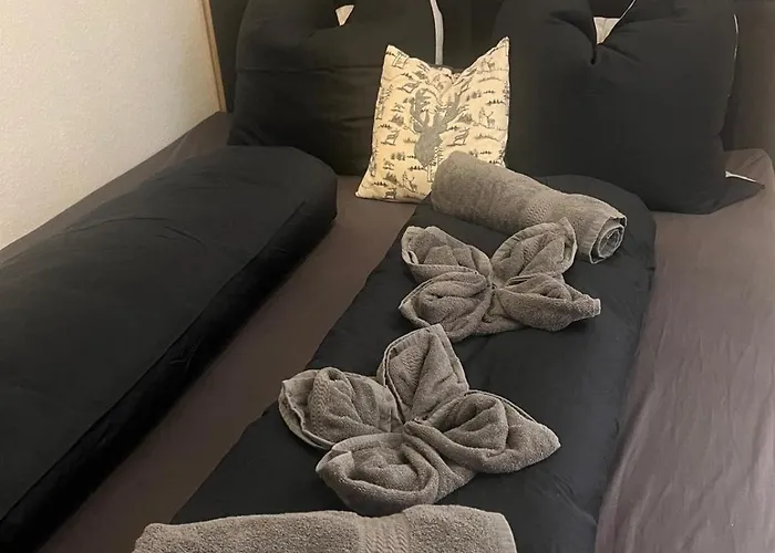 Kennys Bergblick Pool Sauna Tennis